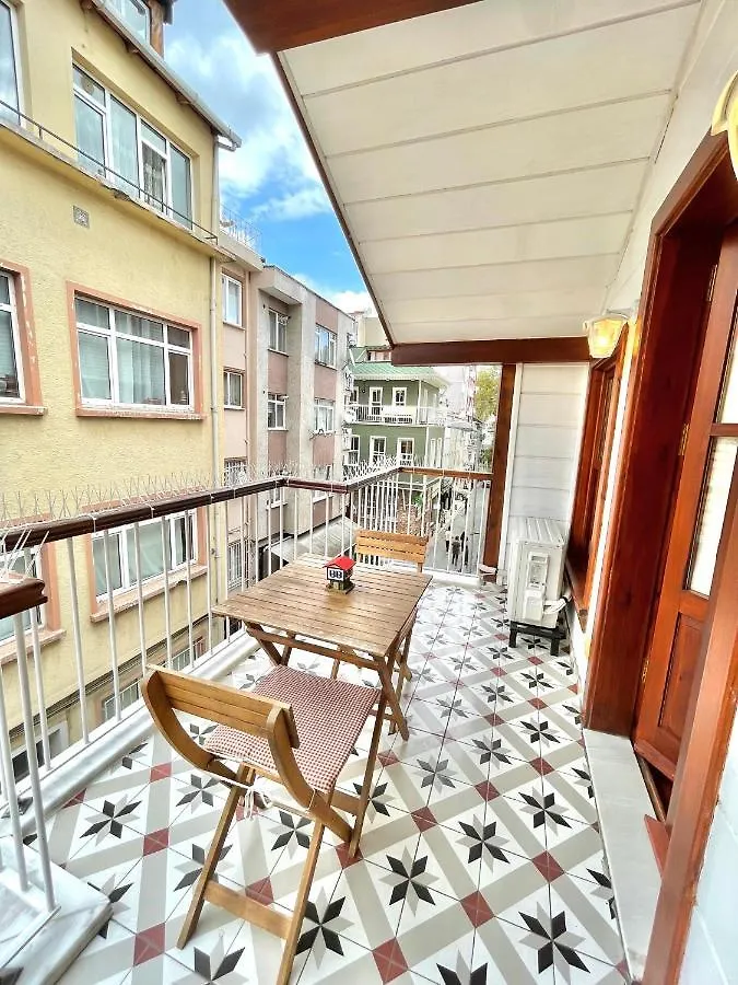 Authentic Turkish Home Family Room Istanbul
